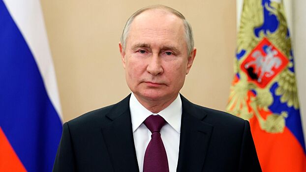 Путин прибыл в Свердловскую область