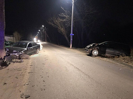 Поворачивал и не пропустил ехавшую по встречке машину: в Калининграде столкнулись две легковушки