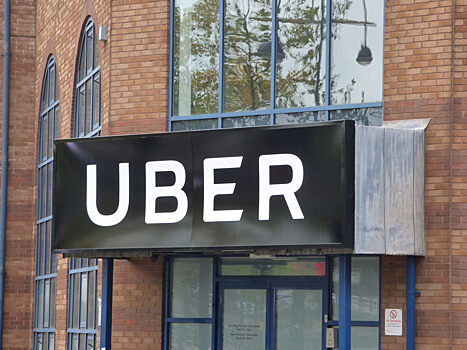 Uber судится с управлением Лондона за право работать