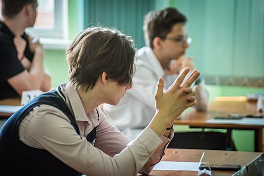 В Новосибирской области 14 школьникам понизили баллы ЕГЭ после апелляции