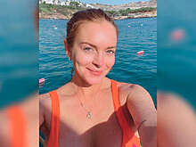 Линдси Лохан выложила фото с турецкого курорта