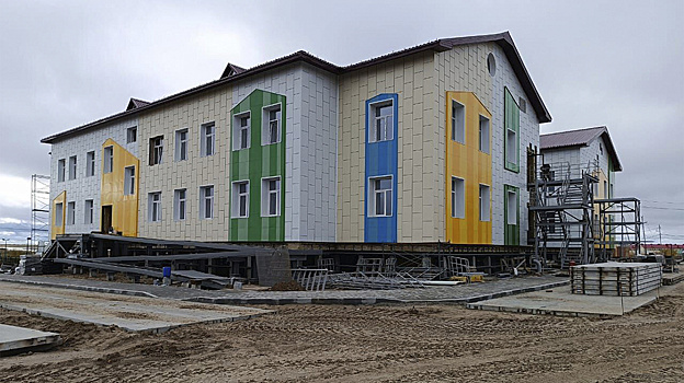 Госстройнадзор отчитался о ходе строительства детсадов в Пуровском районе