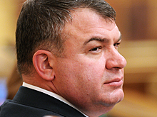 Сердюков и Васильева поделили знаменитую 15-комнатную квартиру