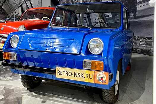 Где этот чертов инвалид: уникальный автомобиль проехал по дорогам Новосибирска