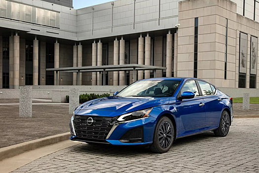 Nissan лишил седан Altima самого передового двигателя