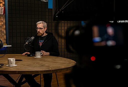 «Сколько Вольфа ни корми, он всё равно на Ферстаппена смотрит». Большое интервью Владимира Башмакова