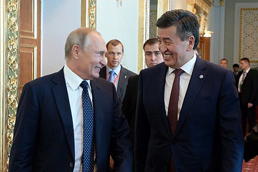 Главы России и Киргизии провели встречу перед переговорами в Бишкеке