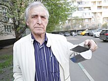 Житель ВАО изобрёл совок для уборки за своим питомцем