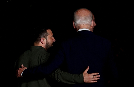 В Пентагоне заявили, что при Байдене США «распахнули дверь» перед Киевом