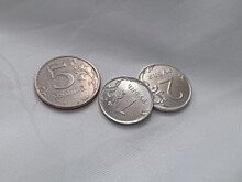 Рубль стал самой нестабильной валютой в мире