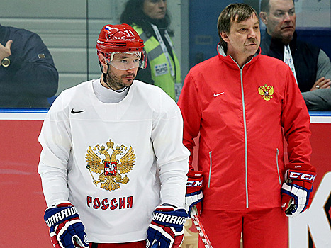 Пока не легенды: российские хоккеисты снова неудачно сыграли на арене ЧМ