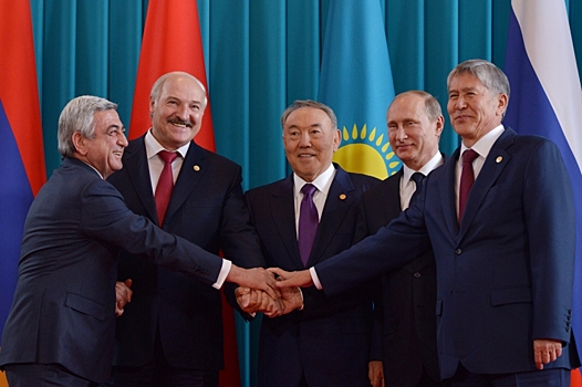 У нас нет альтернативы Евразийскому союзу – посол Казахстана