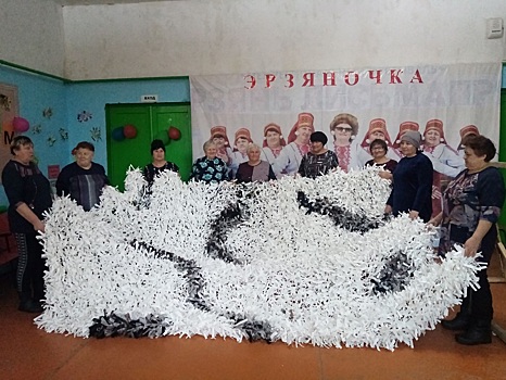 Волонтеры Лукояновского округа плетут сети для земляков на СВО