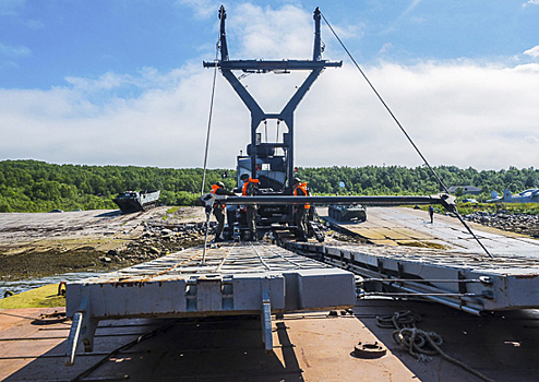 В инженерно-саперный полк ЦВО под Удмуртией поступил тяжелый механизированный мост ТММ-3М2