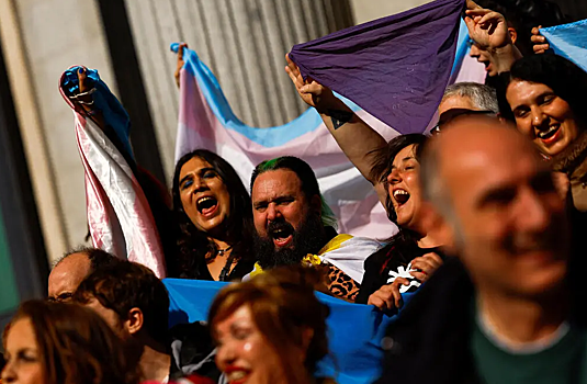 В Испании разрешена смена пола без медицинского освидетельствования