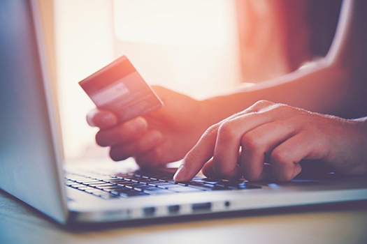Исследование: Средний чек в онлайн-магазинах на 20% выше, чем в офлайне