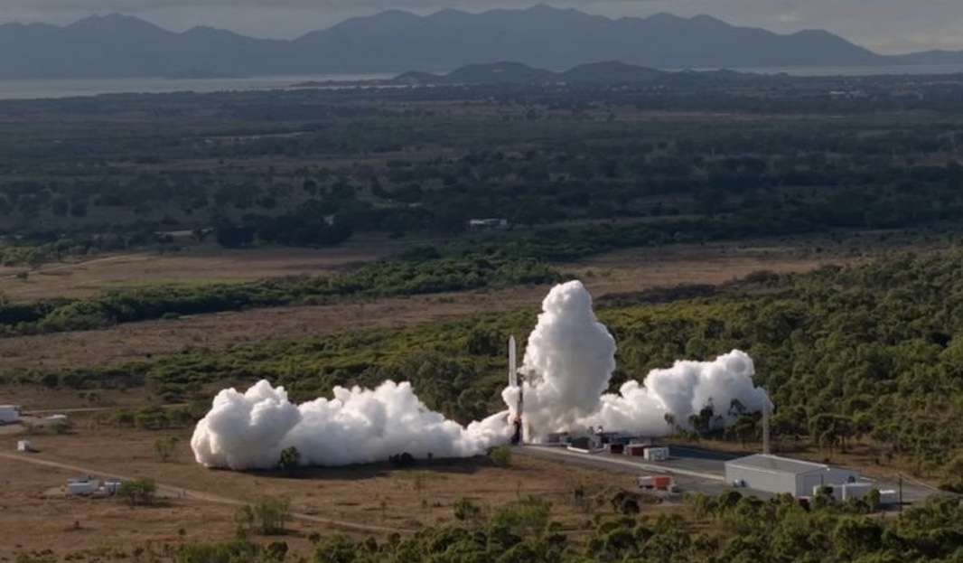 Первая австралийская ракета рухнула после 14 секунд полета