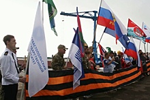 Друзья "Родины" из Азовского морского института провели спортивно-патриотический заплыв