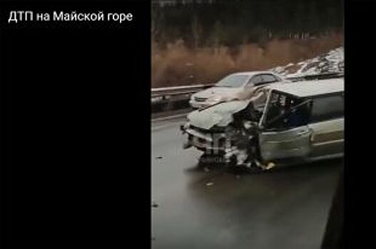 В Ульяновске на Майской горе столкнулись «ВАЗ» и «Рено»