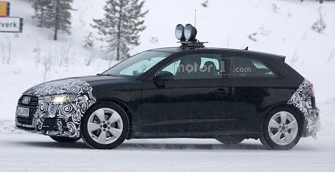 Audi вывела на зимние тесты обновленный хэтчбек A3