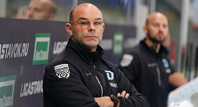 Вудкрофт об игре Емелина: «Думаете, что он выглядит неуверенным? В моменте с голом шайба перескочила через клюшку – бывает»