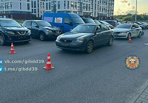 На Сельме машина сбила 7-летнего мальчика, выскочившего на дорогу из-за другого авто