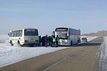 В Алтайском крае бойцов «Снежного десанта» спасли из замерзающего автобуса