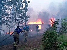 В Якутию направили самолет Ил-76 для тушения лесного пожара у села Арылах