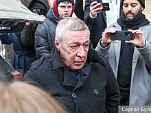 Заславский: Ефремов может выходить на сцену, как и Радзинский