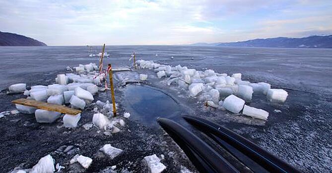 Воду Байкала выкачивают на продажу за рубеж