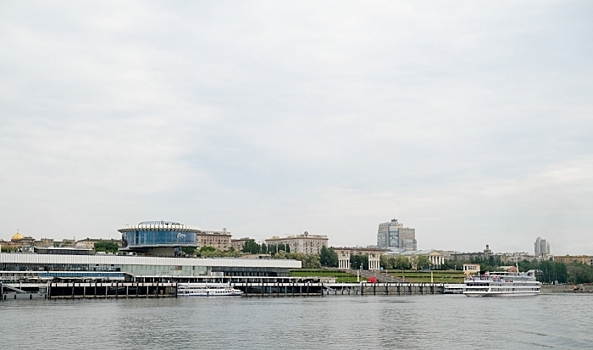 Волгоградцы обсуждают смертельное ДТП, экстренные службы в аэропорту и баскетбольный фест