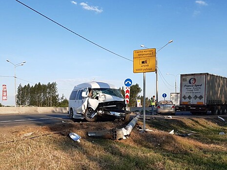 Двое детей в реанимации: последствия страшного ДТП с восемью пострадавшими