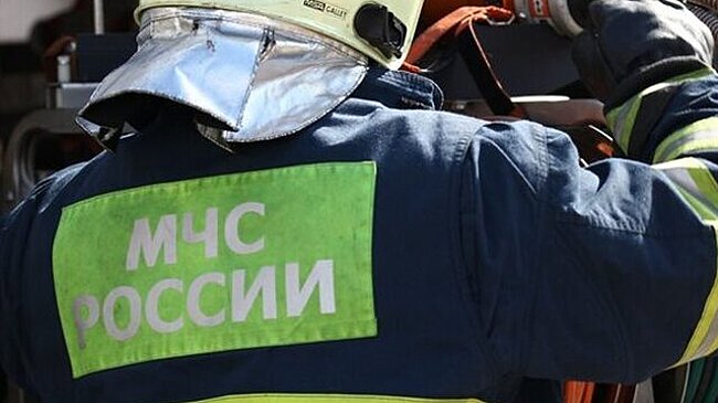 Несколько автомобилей загорелись в Санкт-Петербурге