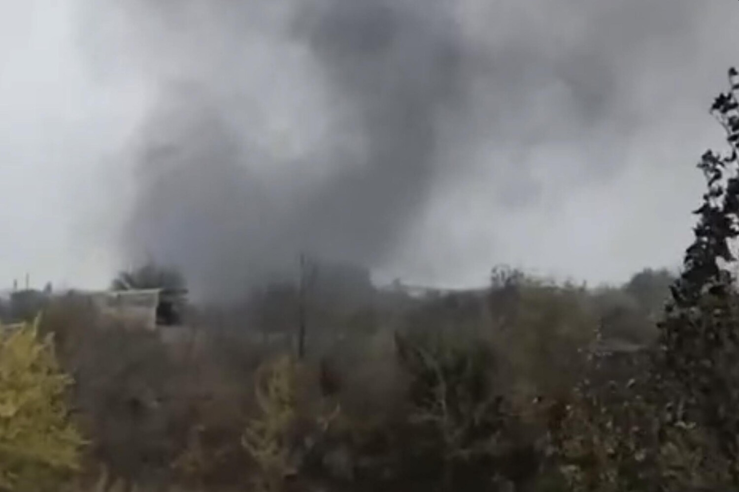 В Волгограде в СНТ Нива вспыхнул пожар