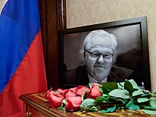 Постпредство отреагировало на решение не разглашать причины смерти Чуркина