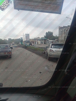 Авария произошла на кемеровском бульваре