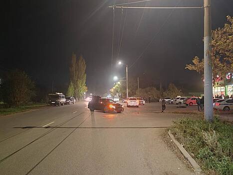 В Оренбурге два подростка на мотоцикле попали под иномарку