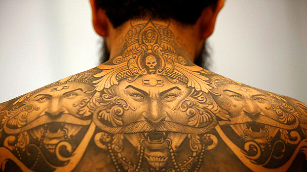 Чернильное искусство: в Непале прошёл конгресс татуировщиков