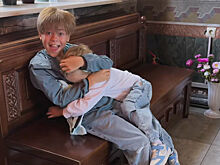 Певица Наталья Подольская сняла сыновей от Преснякова в церкви