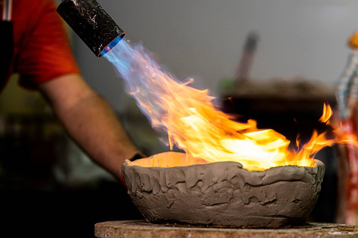 Россиянин попытался провезти в Крым огнемет для защиты от комаров