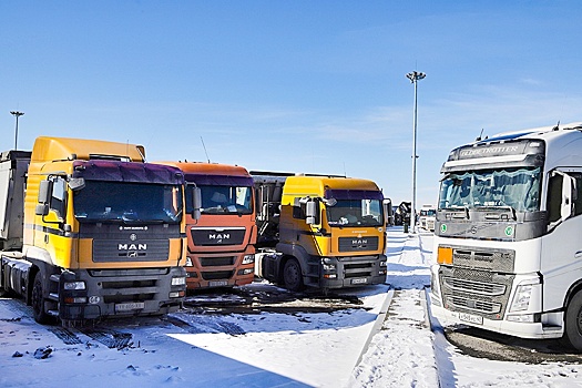 Водителей освободили от наказания за незначительное превышение габаритов