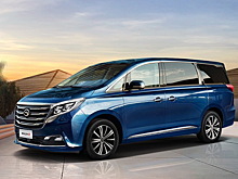 Китайцы привезли в Россию роскошный минивэн размером с Toyota Alphard