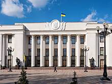 В Раде допустили отправку депутатов на фронт