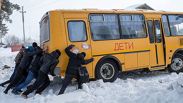 Автобусам с детьми закон не писан