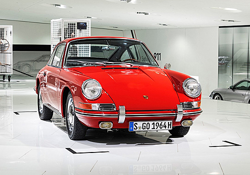 Porsche показала старейший 911-й