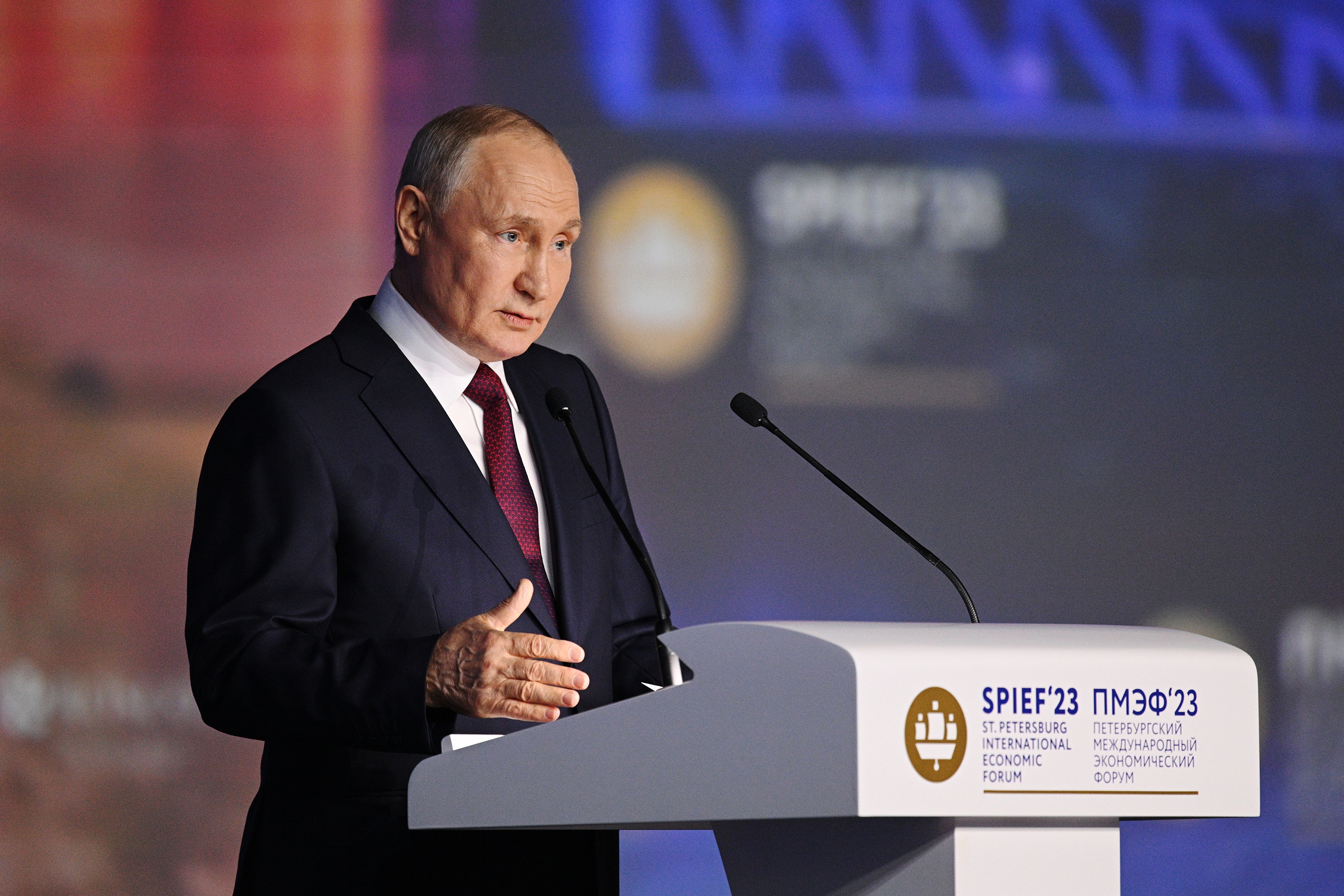 Что пишут мировые СМИ о выступлении президента России на ПМЭФ