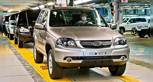 АвтоВАЗ назвал цены на ТО внедорожника Lada Niva