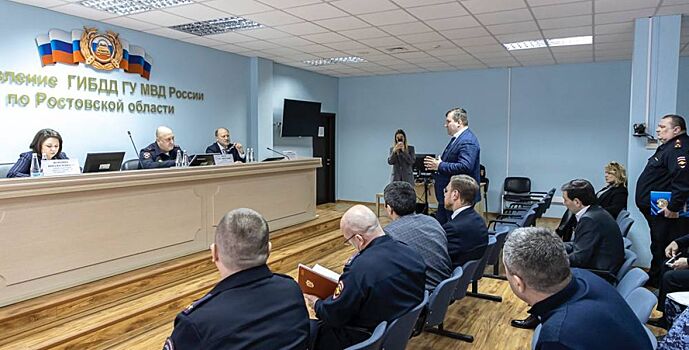 Александр Скрябин: «Проработано несколько вариантов решения вопроса администрирования движения грузовиков в рамках действующего грузового каркаса в городе»