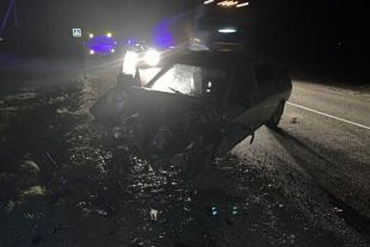 На Кубани водитель легковушки с правами тракториста устроил ДТП