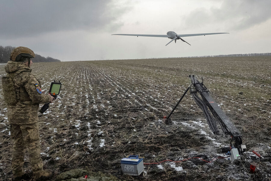 США возобновят обмен разведданными и военную помощь Украине